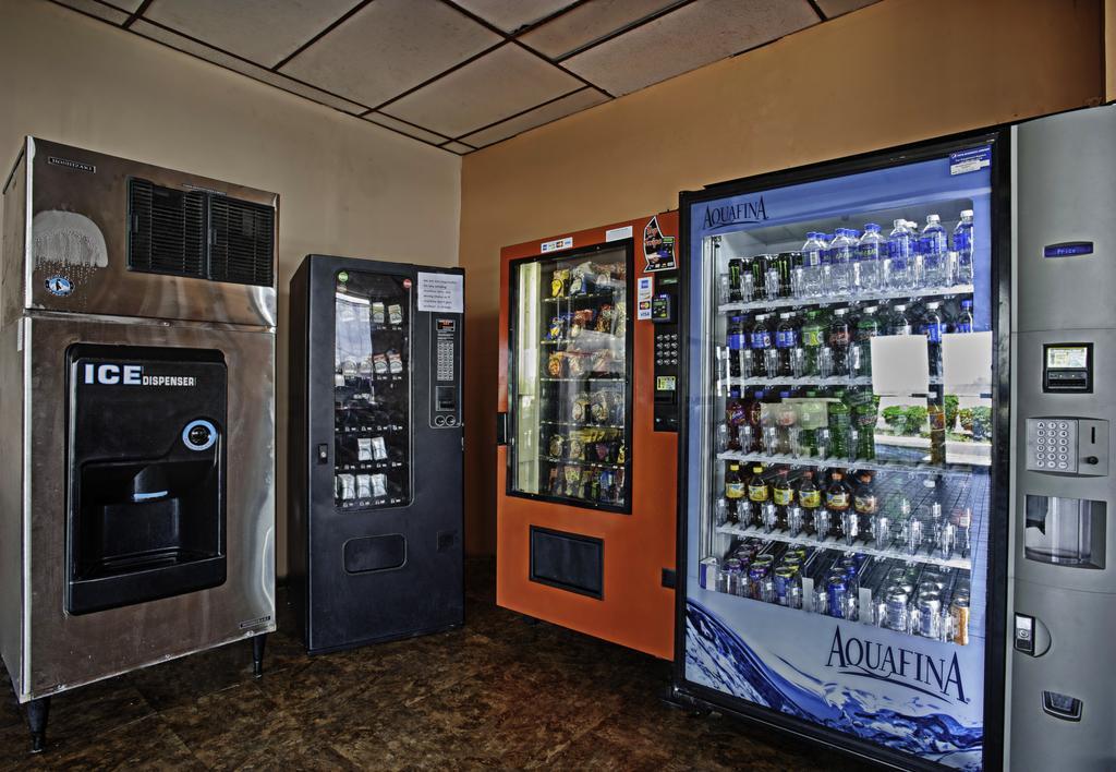 Bayview Inn And Suites אטלנטיק סיטי מראה חיצוני תמונה