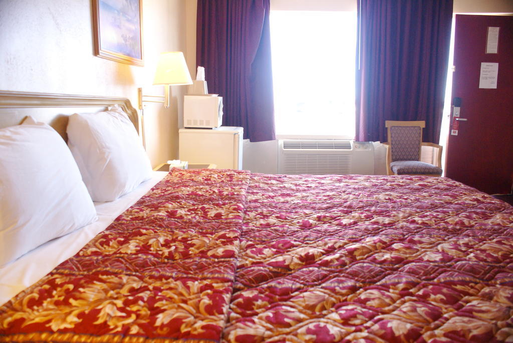 Bayview Inn And Suites אטלנטיק סיטי חדר תמונה
