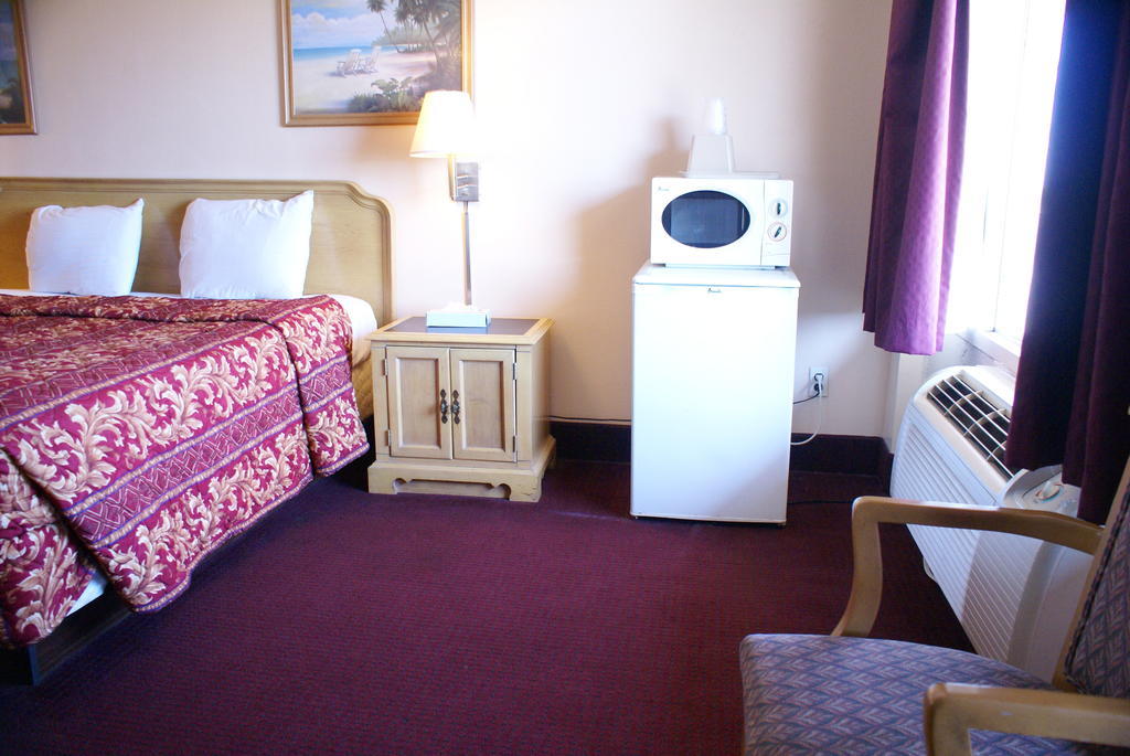 Bayview Inn And Suites אטלנטיק סיטי חדר תמונה